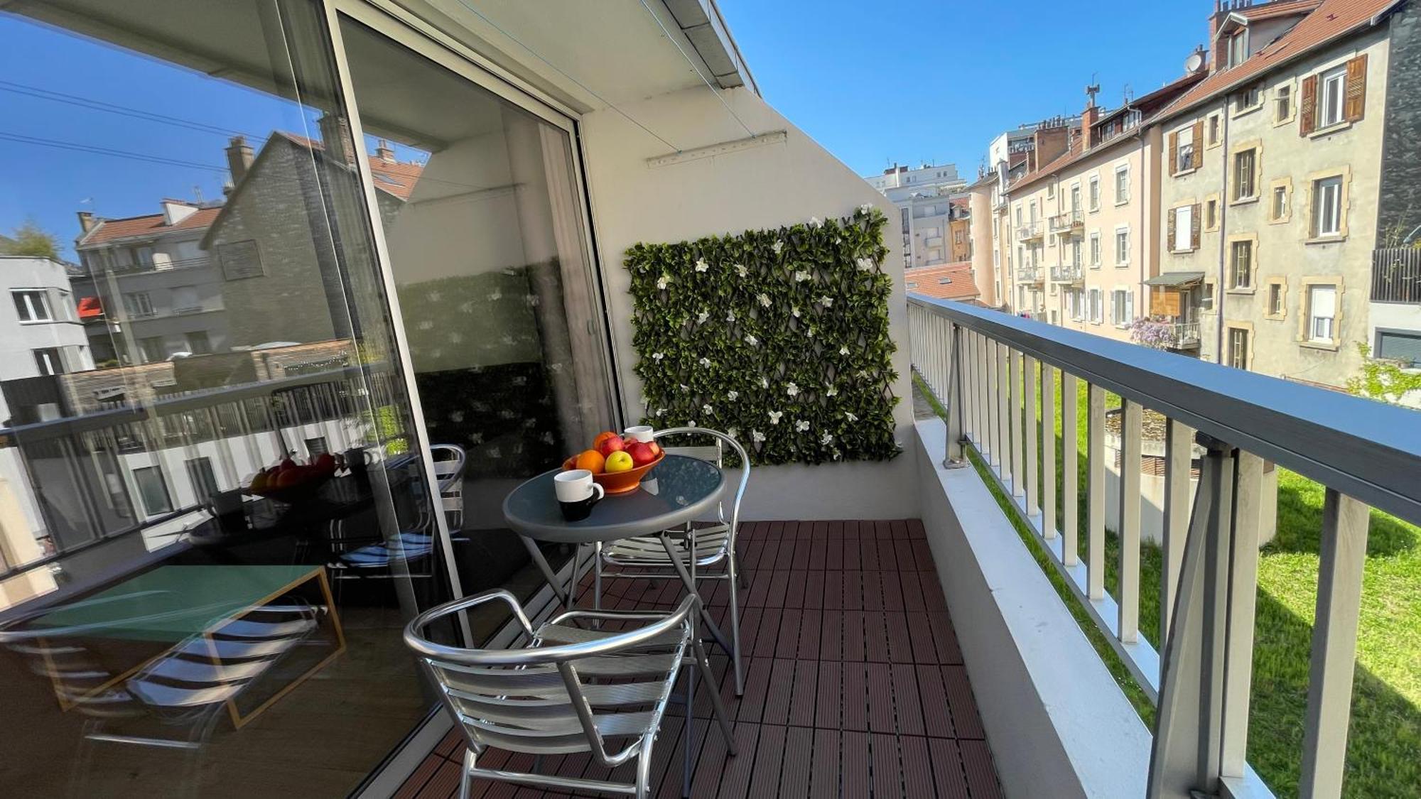 Studio Plein Centre, Calme, Parking Inclus, Piscine Et Gardien Grenoble Ngoại thất bức ảnh